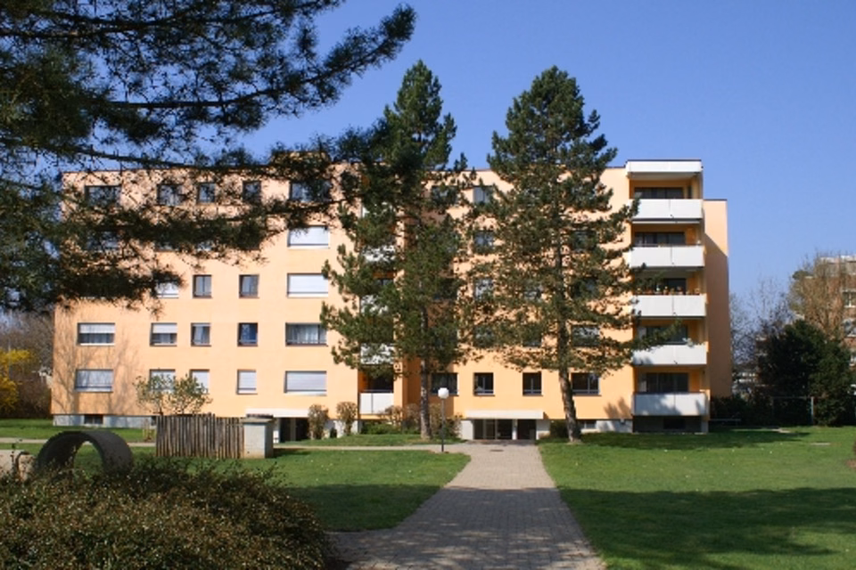 Parking space for rent near the train station, Zieleten Einstellhalle, 8610 Uster, Zurich, CH
