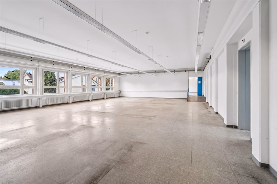 Your new business location – bright, flexible and centrally located!, Oberwiesenstrasse, 8408 Winterthur, Zurich, CH