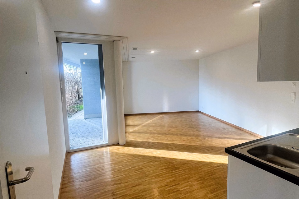 Modern office/studio in a natural setting – THE GATE, Wetzikon, Rosinlistr., 8623 Wetzikon, Zurich, CH