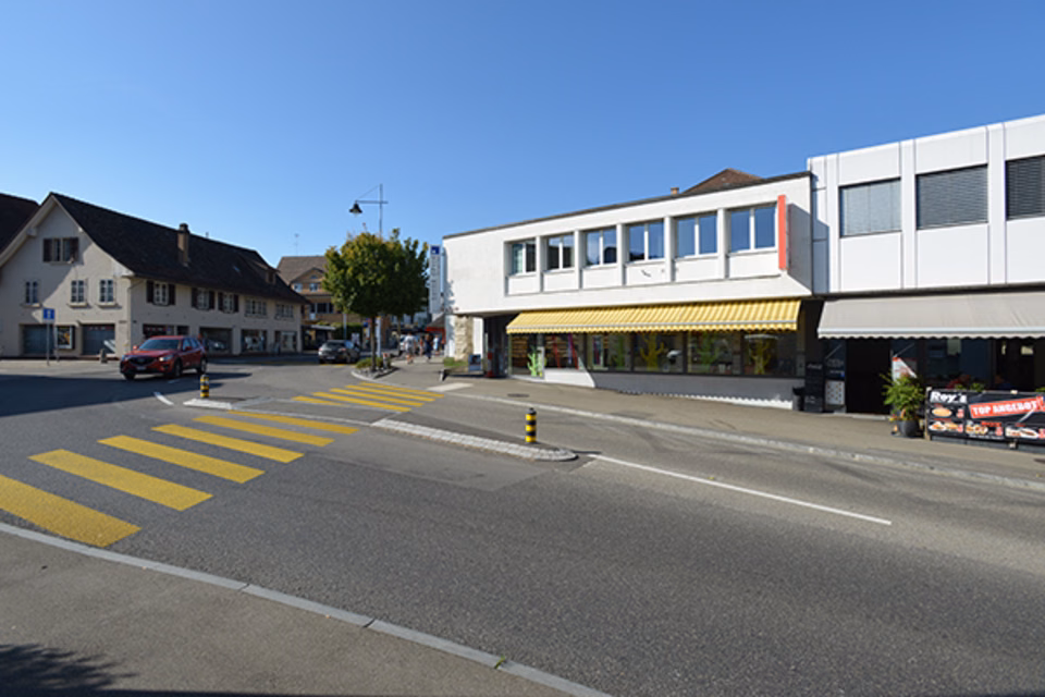 Practice/Office Spaces in Prime Location, Bahnhofstr., 8180 Bülach, Zurich, CH