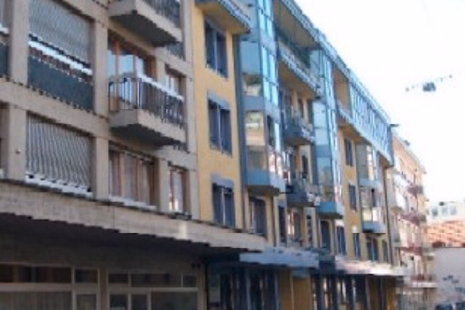 Indoor parking space for a small car, Rue de l'Avenir 16, Parking, 1207 Genève, Geneva, CH