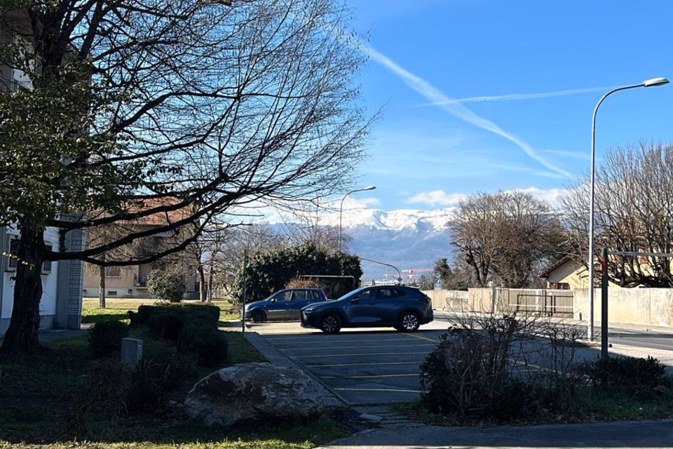 Ch. de Champ-Claude 15, 1214 Vernier - 1st floor - Office space, Ch. de Champ-Claude, 1214 Vernier, Geneva, CH