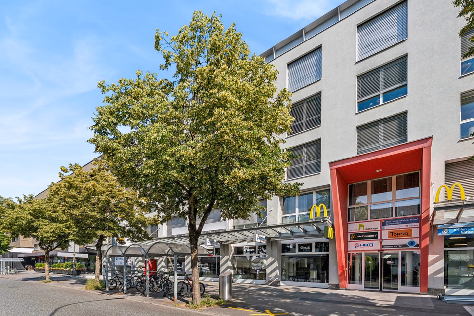 Office / commercial space on the ground floor for rent, Bahnhofstrasse, 9470 Buchs SG, St. Gallen, CH