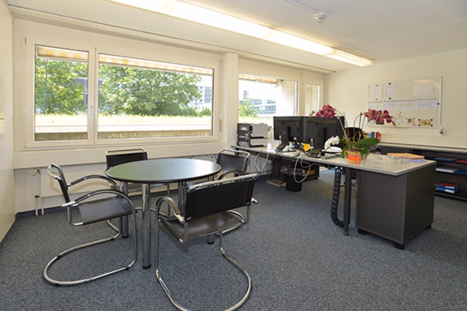 New perspectives for you!, Baarerstr., 6300 Zug, Zug, CH