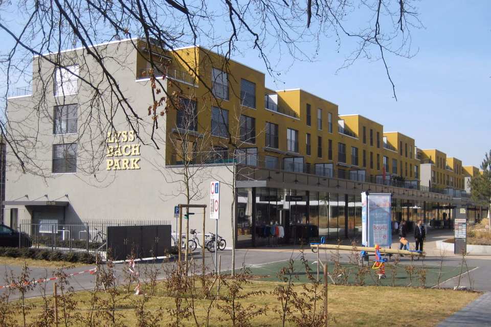 Here your business ideas get more space!, Steinweg, 3250 Lyss, Bern, CH