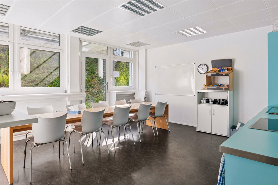 Attractive office space in a central location in Horgen with views of Lake Zurich, Dammstr., 8810 Horgen, Zurich, CH