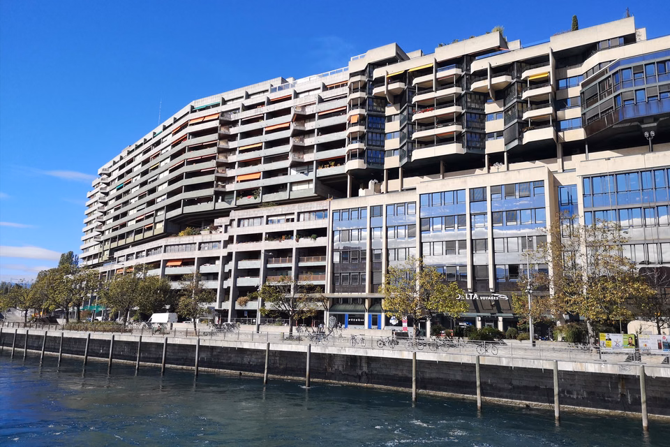 Parking du Seujet - Near the city centre, Quai du Seujet, 1201 Genève, Geneva, CH