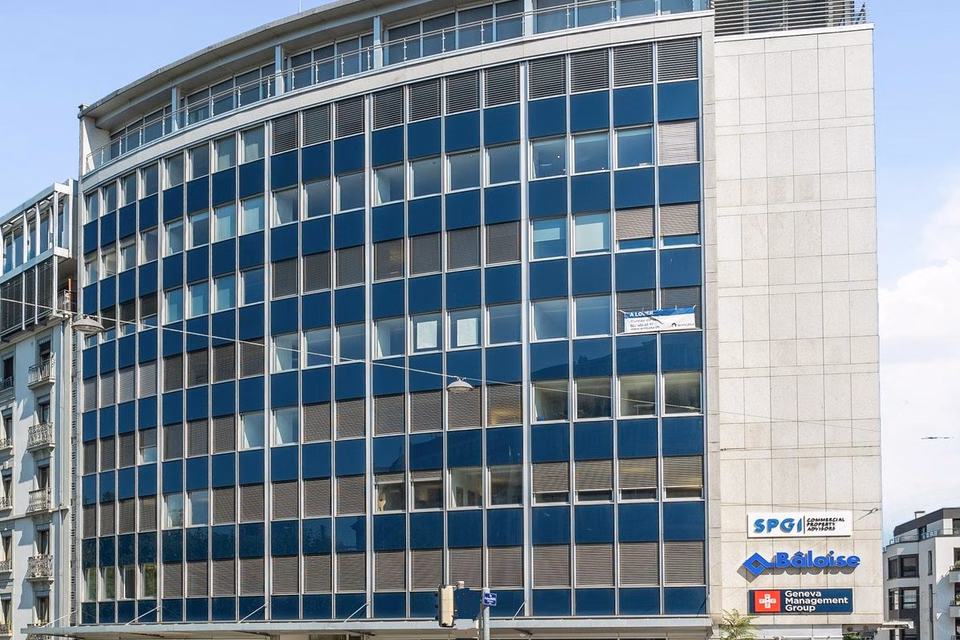 Retail unit of 183 m2 + basement, Rue Ferdinand Hodler, 1207 Genève, Geneva, CH