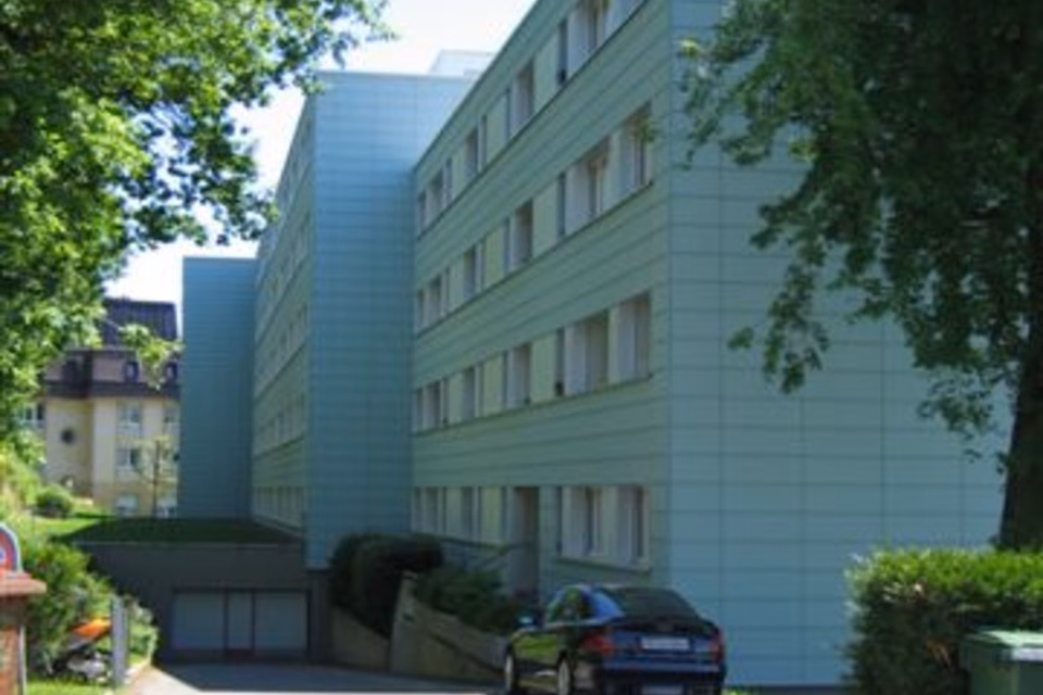 Outdoor parking space for rent near the Chailly district, Ch. du Devin, 1012 Lausanne, Vaud, CH