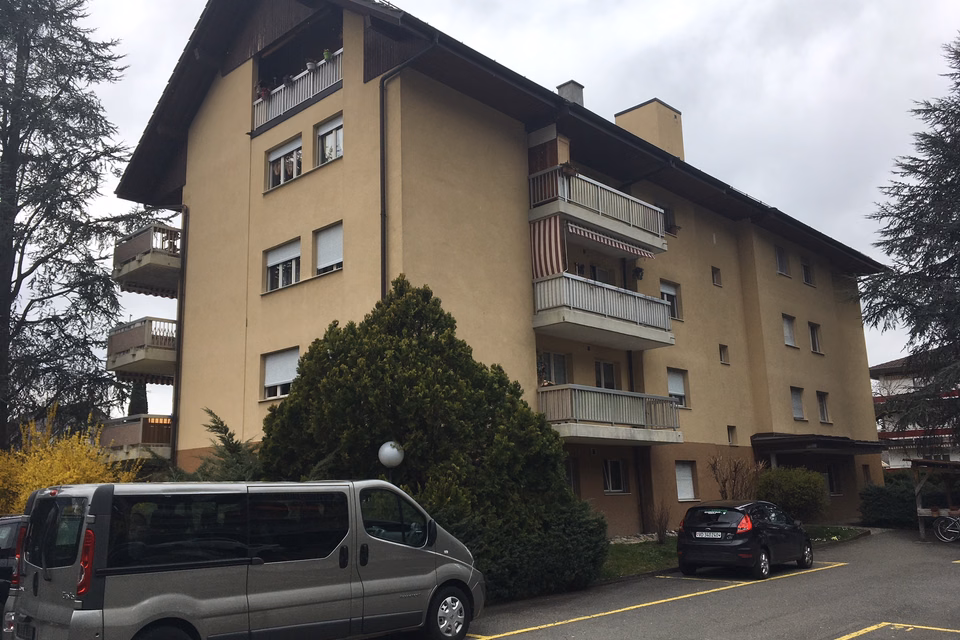 Parking space near the town centre, Rte de Praz - Bérard, 1844 Villeneuve VD, Vaud, CH
