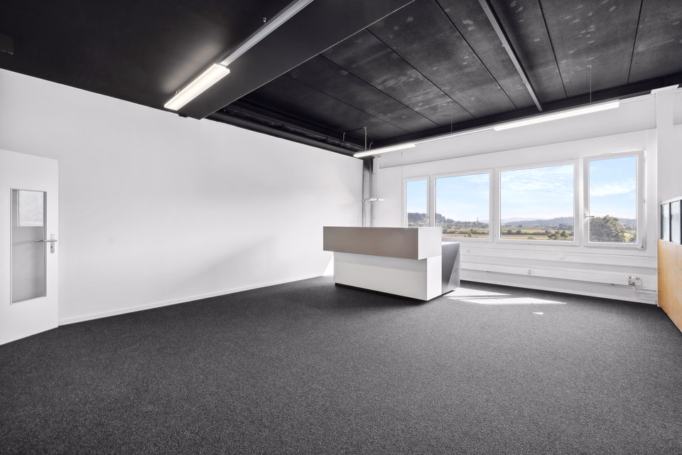 Attractive office space in a central location in Oberentfelden, Suhrerstr., 5036 Oberentfelden, Aargau, CH