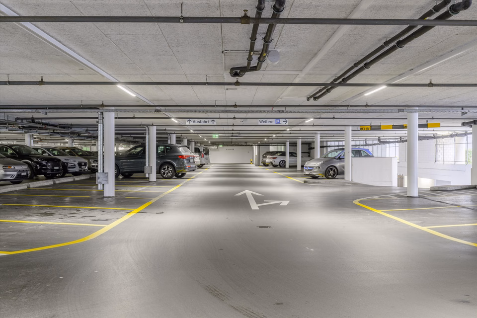 All roads lead to Regensdorf - storage spaces from 50 m², Feldstrasse, 8105 Regensdorf, Zurich, CH
