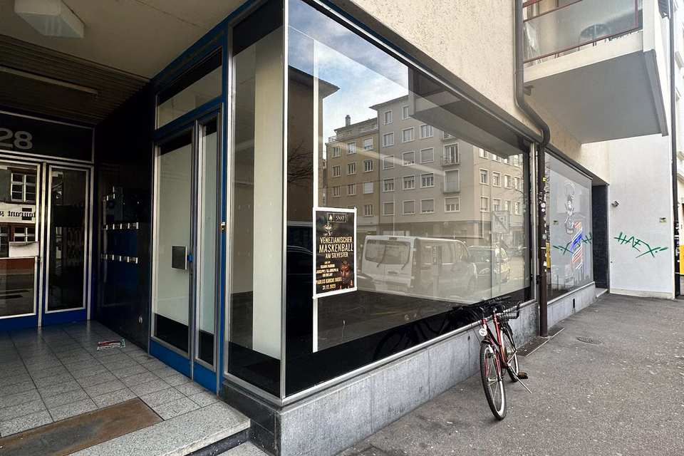 Exciting commercial space – retail, office or showroom in a prime location, Riehentorstr., 4058 Basel, Basel-City, CH