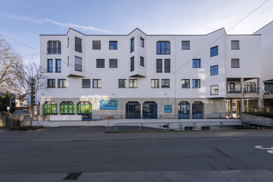 Underground parking space in the centre of Neuhausen, EP Wildenstr.1/3,5 Zentralstr., 8212 Neuhausen am Rhein, Schaffhausen, CH