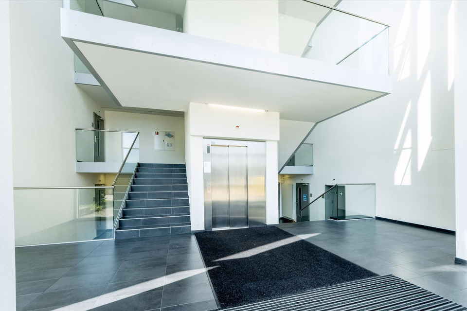 Space for creative work!, Barzloostr., 8330 Pfäffikon ZH, Zurich, CH