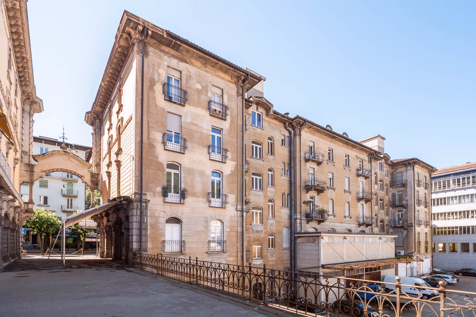 Everything within reach! Historic building! Wow!, Viale Stazione, 6500 Bellinzona, Ticino, CH