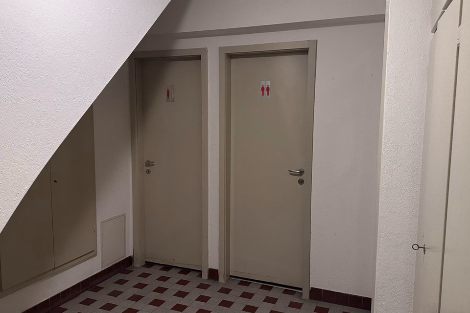 Spacious office/studio and/or retail premises on Wasgenring, Wasgenring, 4055 Basel, Basel-City, CH