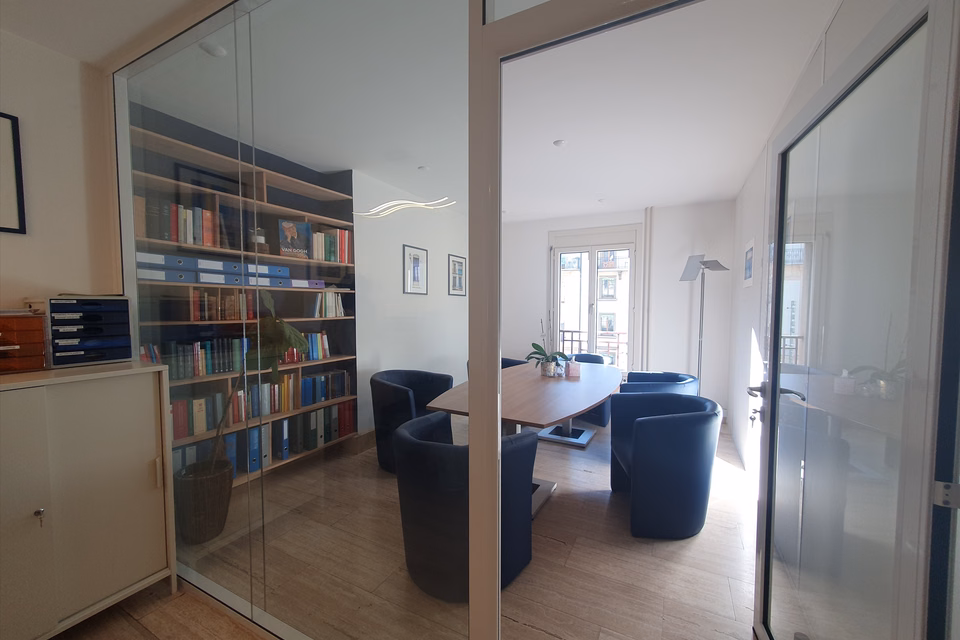 Office near the station, Rue de Chantepoulet, 1201 Genève, Geneva, CH