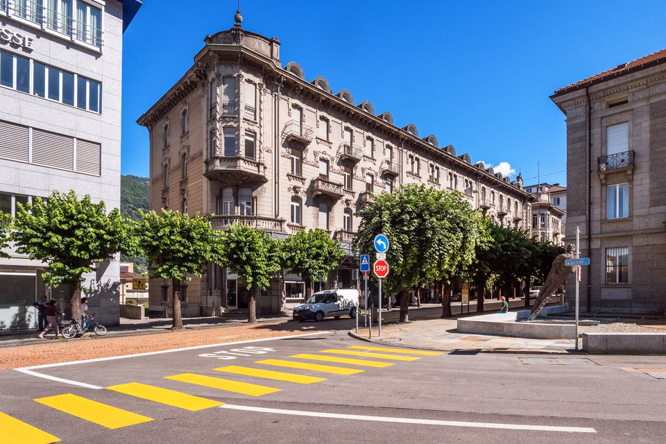 Your office in the centre in a historic building!, Viale Stazione, 6500 Bellinzona, Ticino, CH
