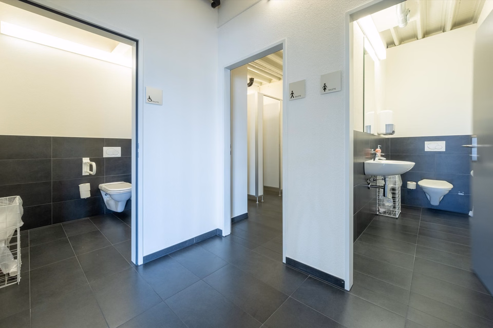 Space for creative work!, Barzloostr., 8330 Pfäffikon ZH, Zurich, CH
