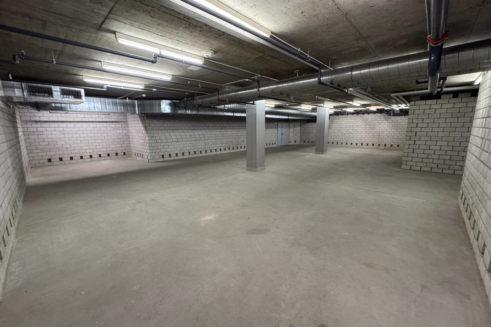 Spacious storage space in the vibrant Neumarkt shopping centre, Kornhausstrasse, 9000 St. Gallen, St. Gallen, CH