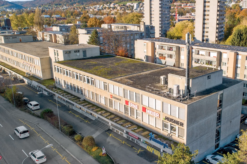 SPACE FOR YOUR IDEAS - versatile commercial space in Zurich Altstetten, Bernerstrasse Nord, 8064 Zürich, Zurich, CH