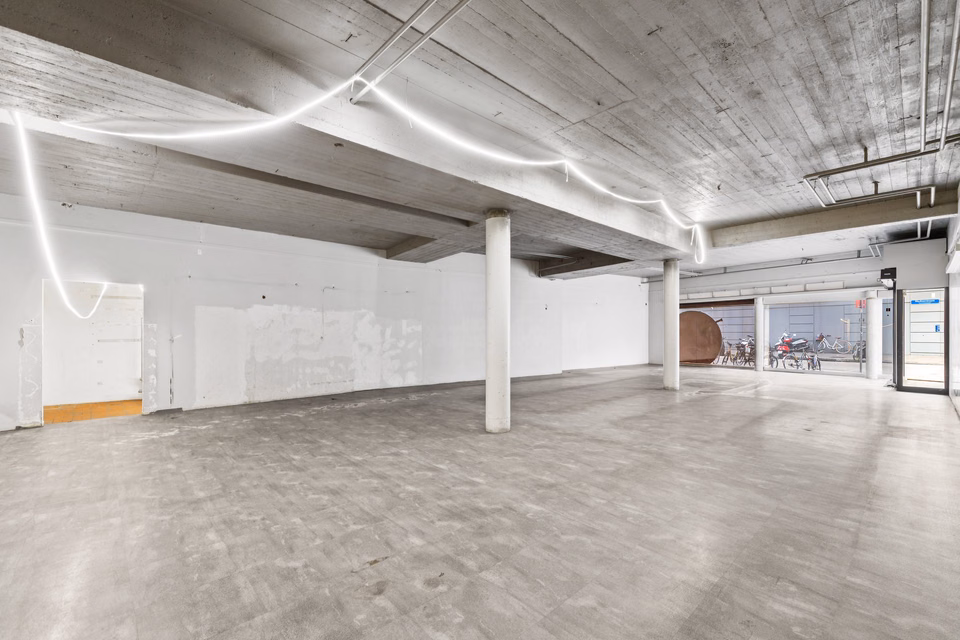Retail space next to Messe Basel, Maulbeerstrasse, 4058 Basel, Basel-City, CH