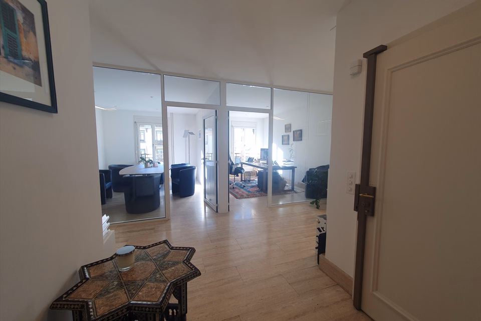 Office near the station, Rue de Chantepoulet, 1201 Genève, Geneva, CH