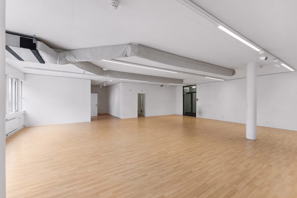 Attractive commercial space, Bernstr. 162, 3052 Zollikofen, Bern, CH