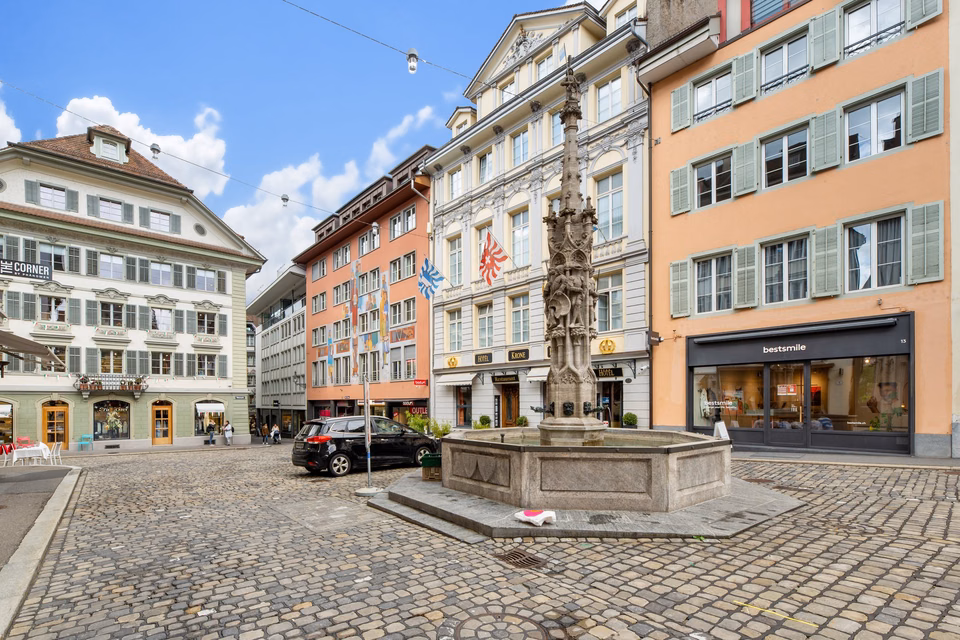 Weinmarkt 11 – Your business card in the heart of Lucerne's Old Town, Weinmarkt, 6004 Luzern, LU, CH