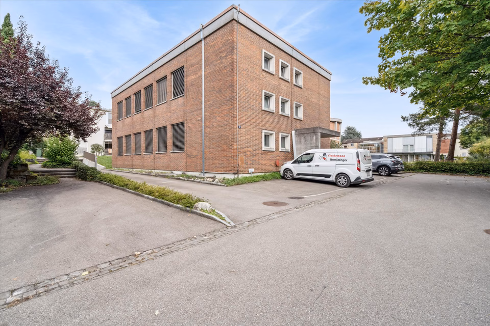 Your new business location – bright, flexible and centrally located!, Oberwiesenstrasse, 8408 Winterthur, Zurich, CH