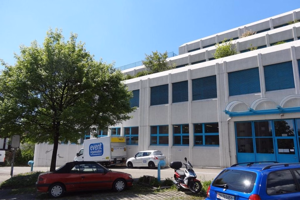 Outdoor parking space for rent, Allmendstr. 6+8, AP, 8320 Fehraltorf, Zurich, CH