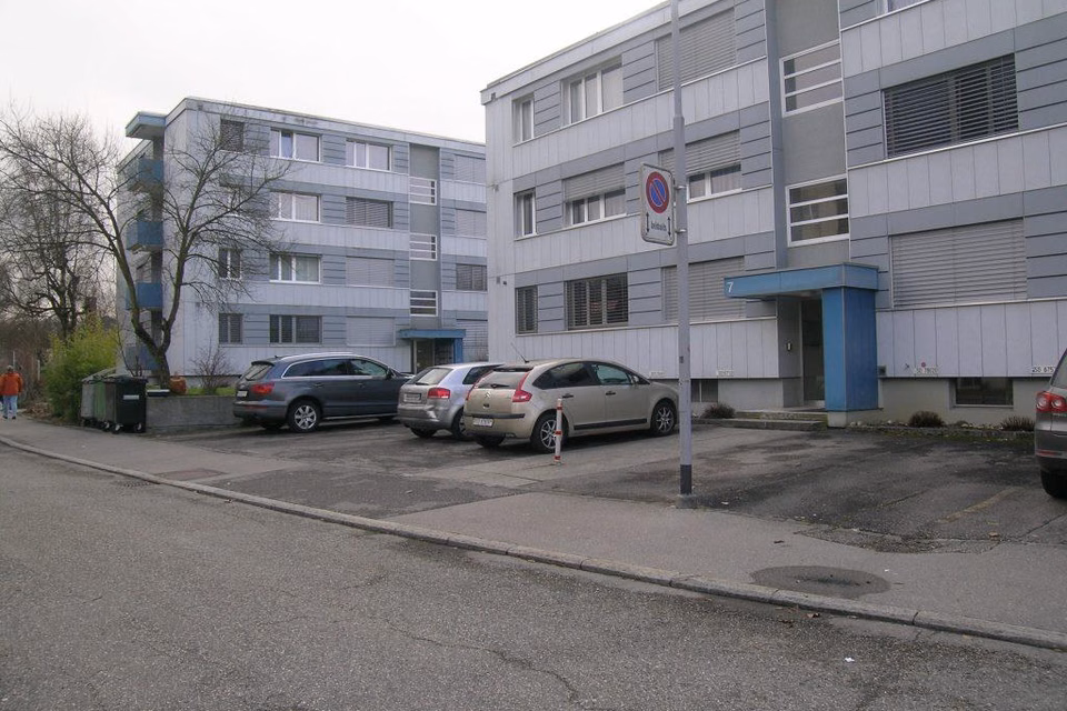 Does your motorcycle need more space?, Fliederweg 5, 7 EH, 4528 Zuchwil, Solothurn, CH