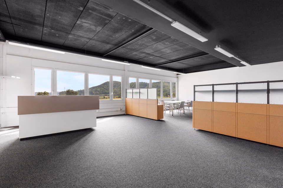 Attractive office premises in a central location in Oberentfelden, Suhrerstrasse, 5036 Oberentfelden, Aargau, CH