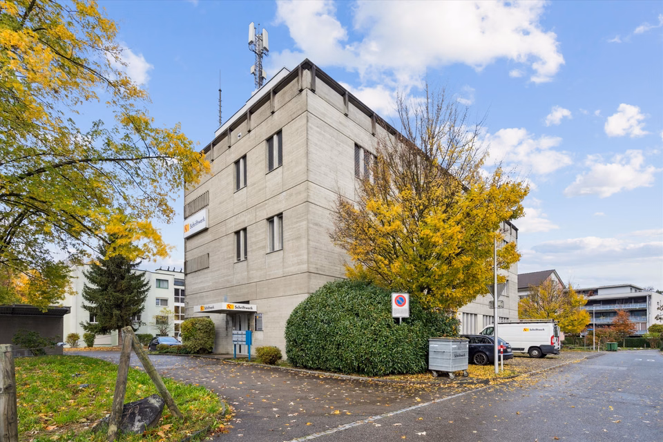 Plenty of space for your ideas – 293 m² bright commercial space in a top location, Romanshorner Strasse, 8288 Kreuzlingen, Thurgau, CH