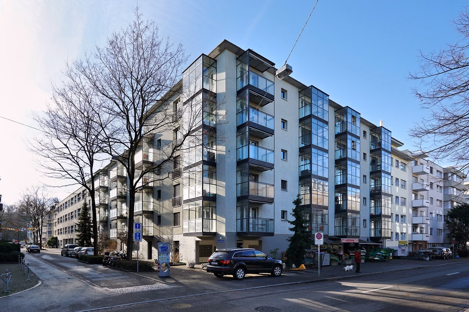 Parking spaces in immediate vicinity of SBB station, Gempenstr. 46 / EH, 4053 Basel, Basel-City, CH