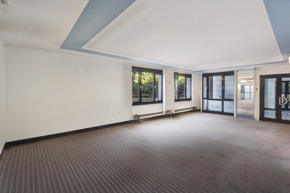 Commercial space "two-storey commercial area" with separate ancillary room, Axensteinstr., 9000 St. Gallen, St. Gallen, CH