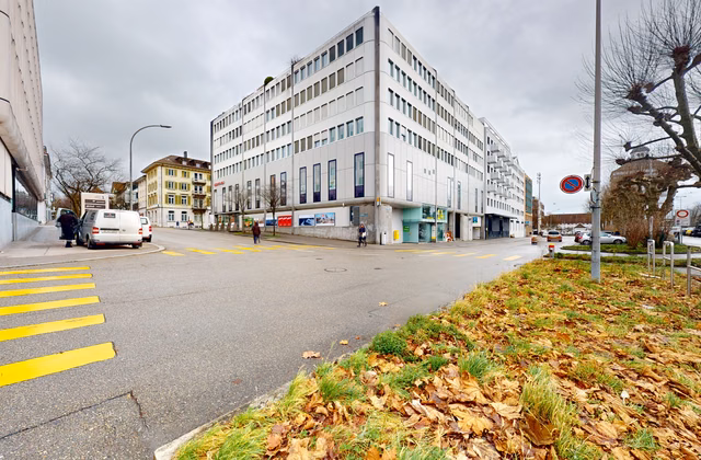 More space + power + light = your ideal storage room in Solothurn