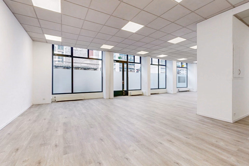 Exceptional visibility for this corner retail unit, Rue du Stand, 1204 Genève, Geneva, CH