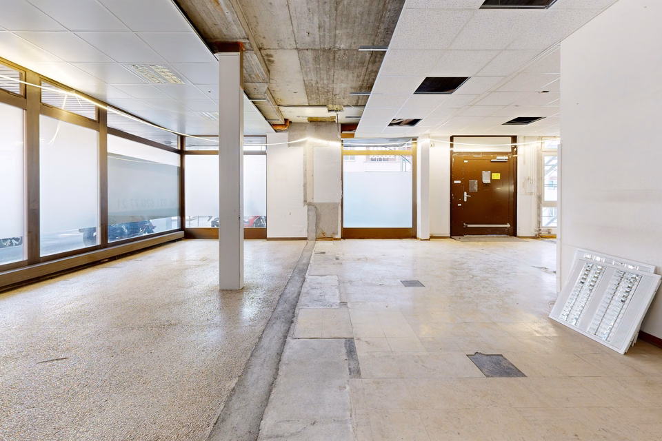 Your future retail unit is here!, Avenue d'Echallens, 1004 Lausanne, Vaud, CH