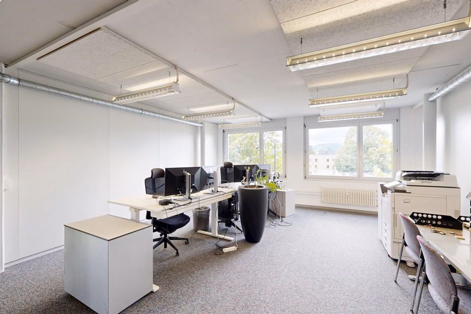 Representative commercial building in the immediate vicinity of the train station, Worbstrasse, 3073 Gümligen, Bern, CH