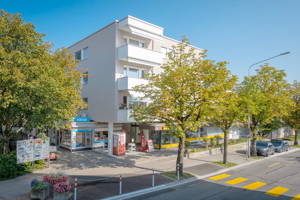 Central commercial space in Rümlang for rent, Bahnhofstrasse, 8153 Rümlang, Zurich, CH