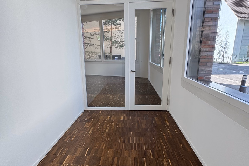 Attractive commercial space in a central location in Basel – 165 m² available immediately, Neuhausstrasse, 4057 Basel, Basel-City, CH
