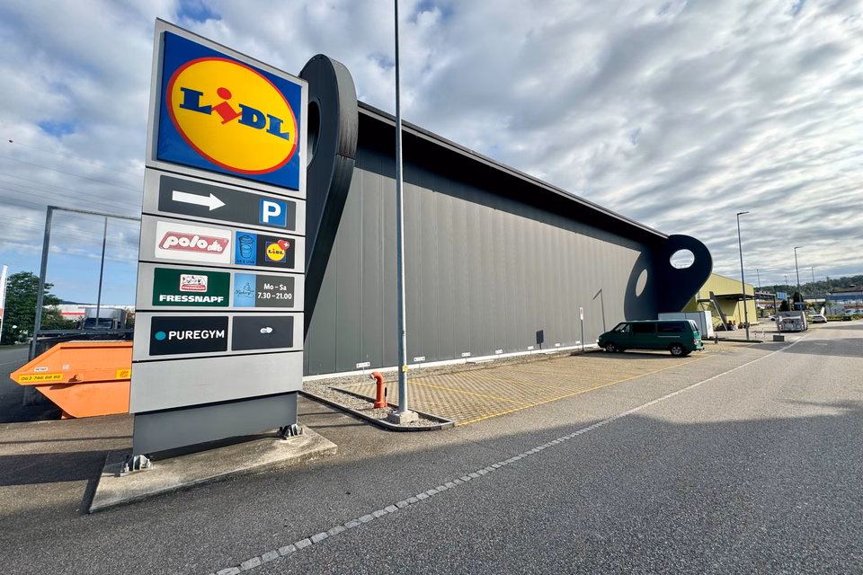 My new storage unit in Retailpark Oftringen, Nordstrasse, 4665 Oftringen, Aargau, CH