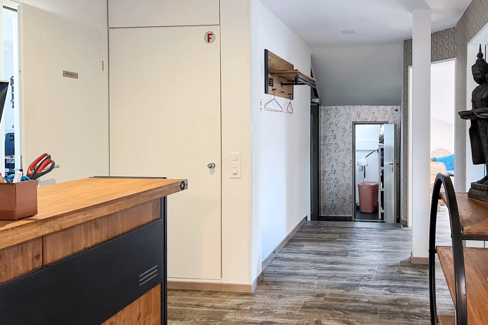 Office space within walking distance of Zurich Main Station, Lintheschergasse, 8001 Zürich, Zurich, CH