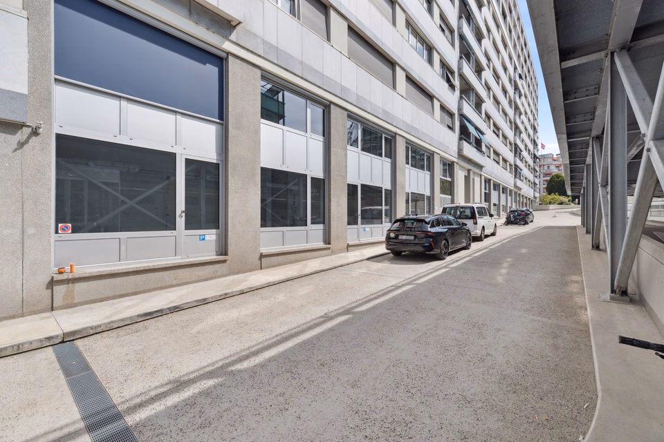 Your new commercial space on the doorstep of Geneva, Rue de Lausanne, 1202 Genève, Geneva, CH