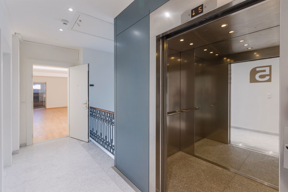 The perfect address for your business, Via Nassa, 6900 Lugano, Ticino, CH