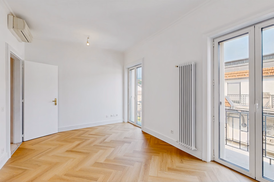 Charming newly renovated office at Palazzo Gargantini, Via Guglielmo Marconi, 6900 Lugano, Ticino, CH