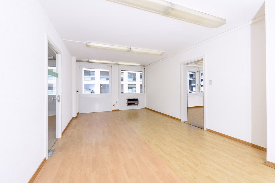 Commercial space in the city centre, Rue Caroline, 1003 Lausanne, Vaud, CH