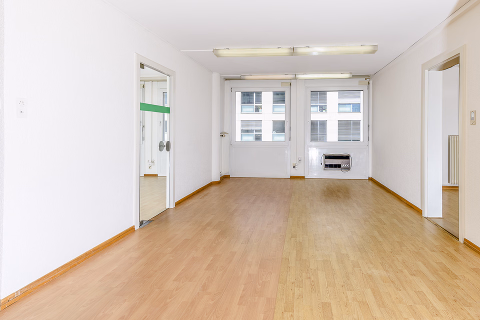 Commercial space in the city centre, Rue Caroline, 1003 Lausanne, Vaud, CH